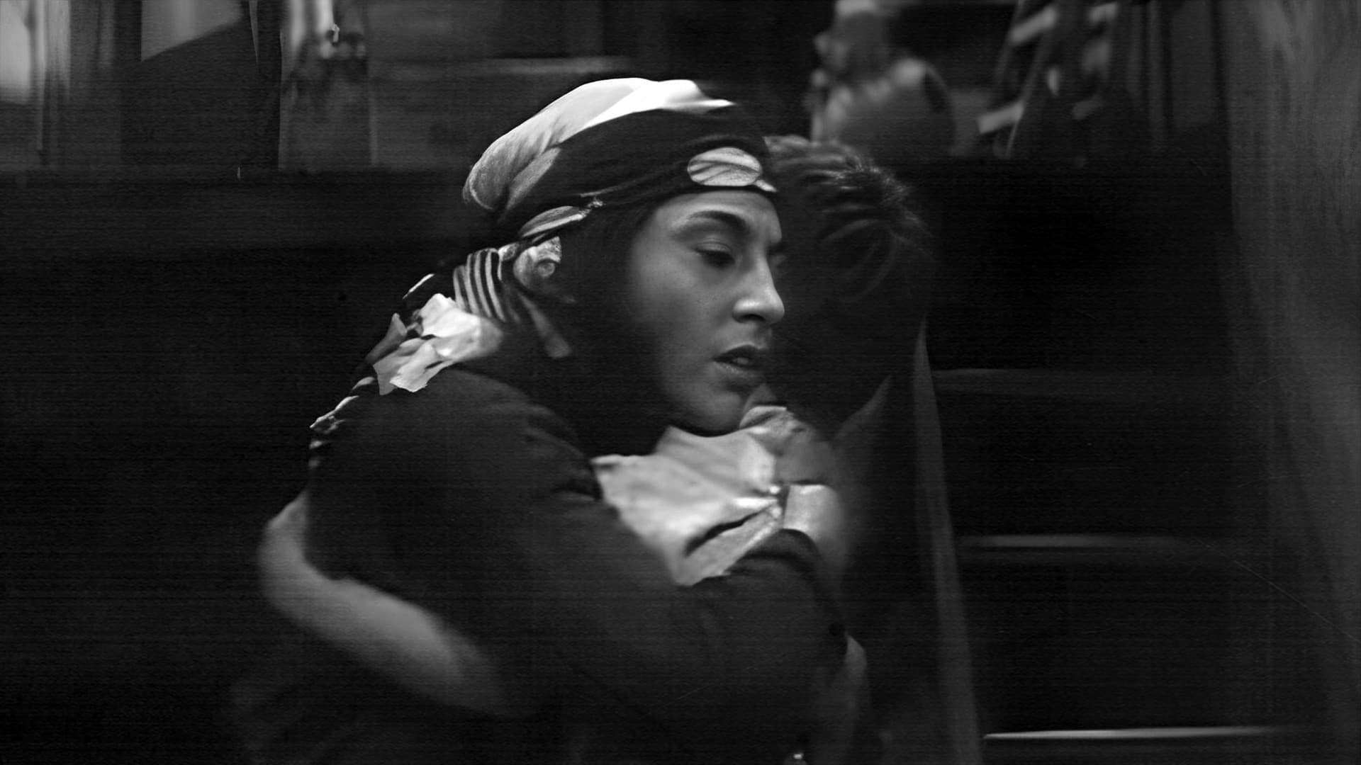 La Nuit a Peur du Soleil