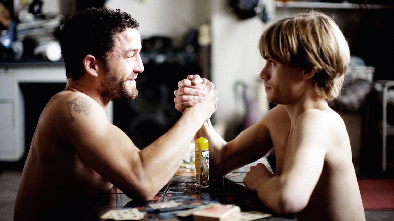 비욘드 더 월스