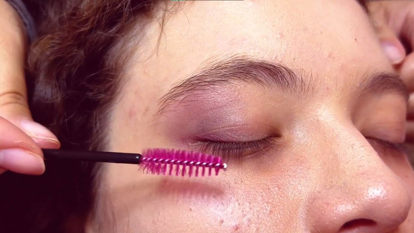 Por Trás de um Olhar