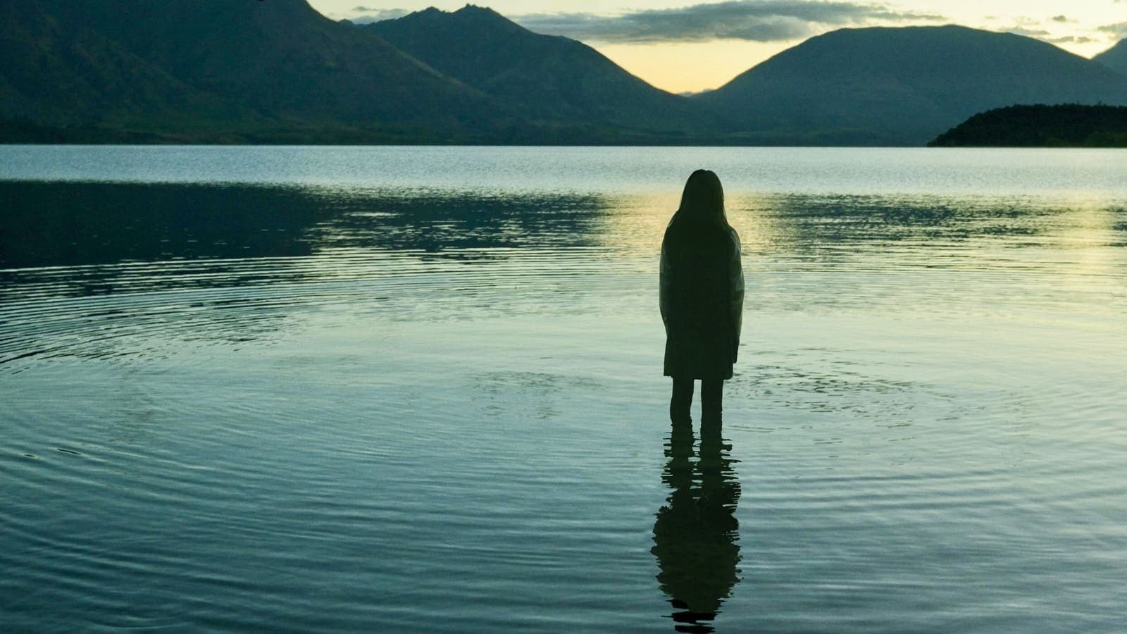 탑 오브 더 레이크