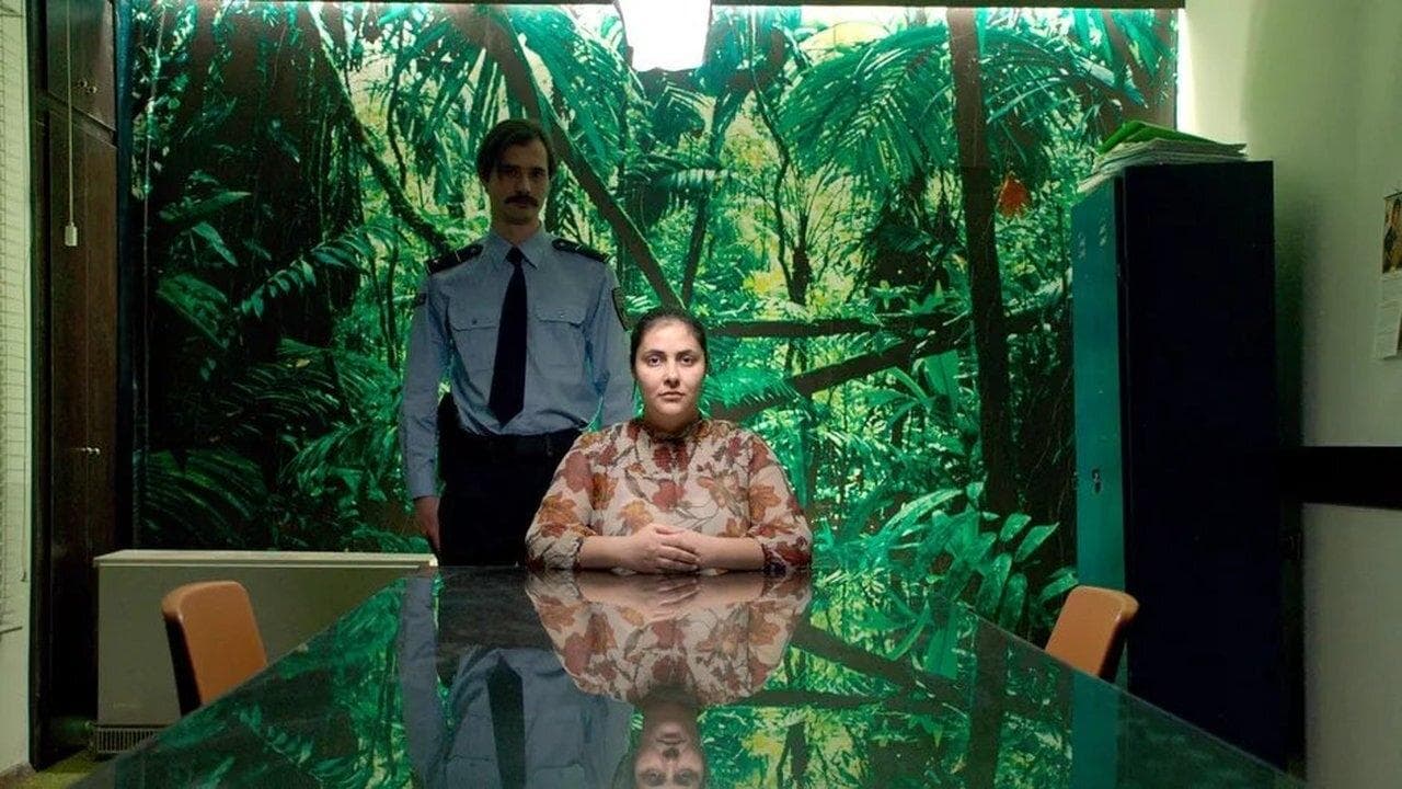 신은 존재한다, 그녀의 이름은 페트루냐