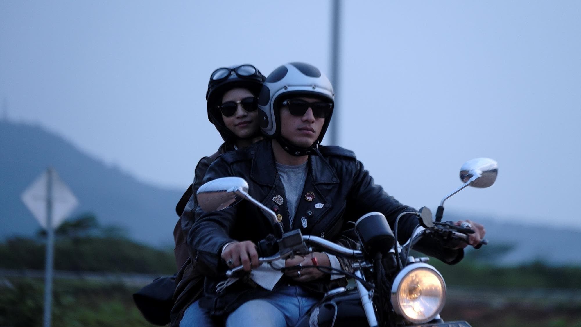 뒷골목의 알리 토판