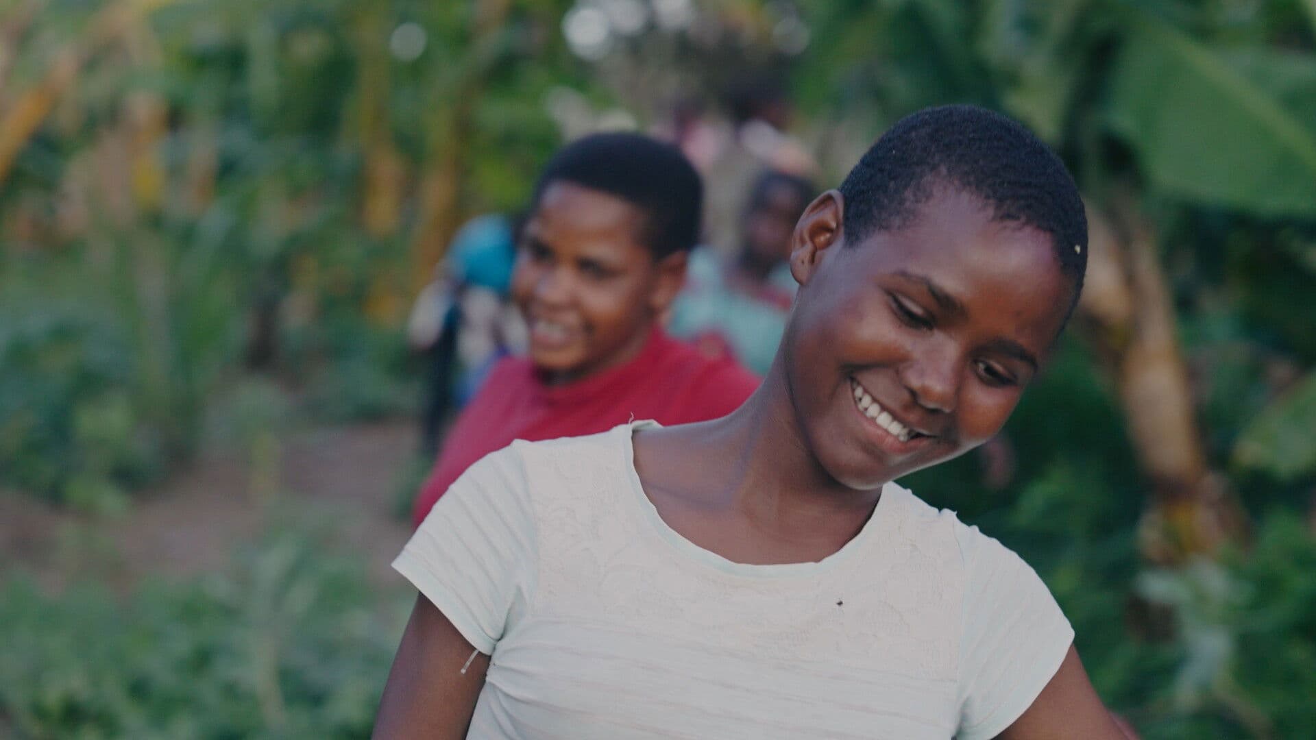 소녀는 울지 않는다