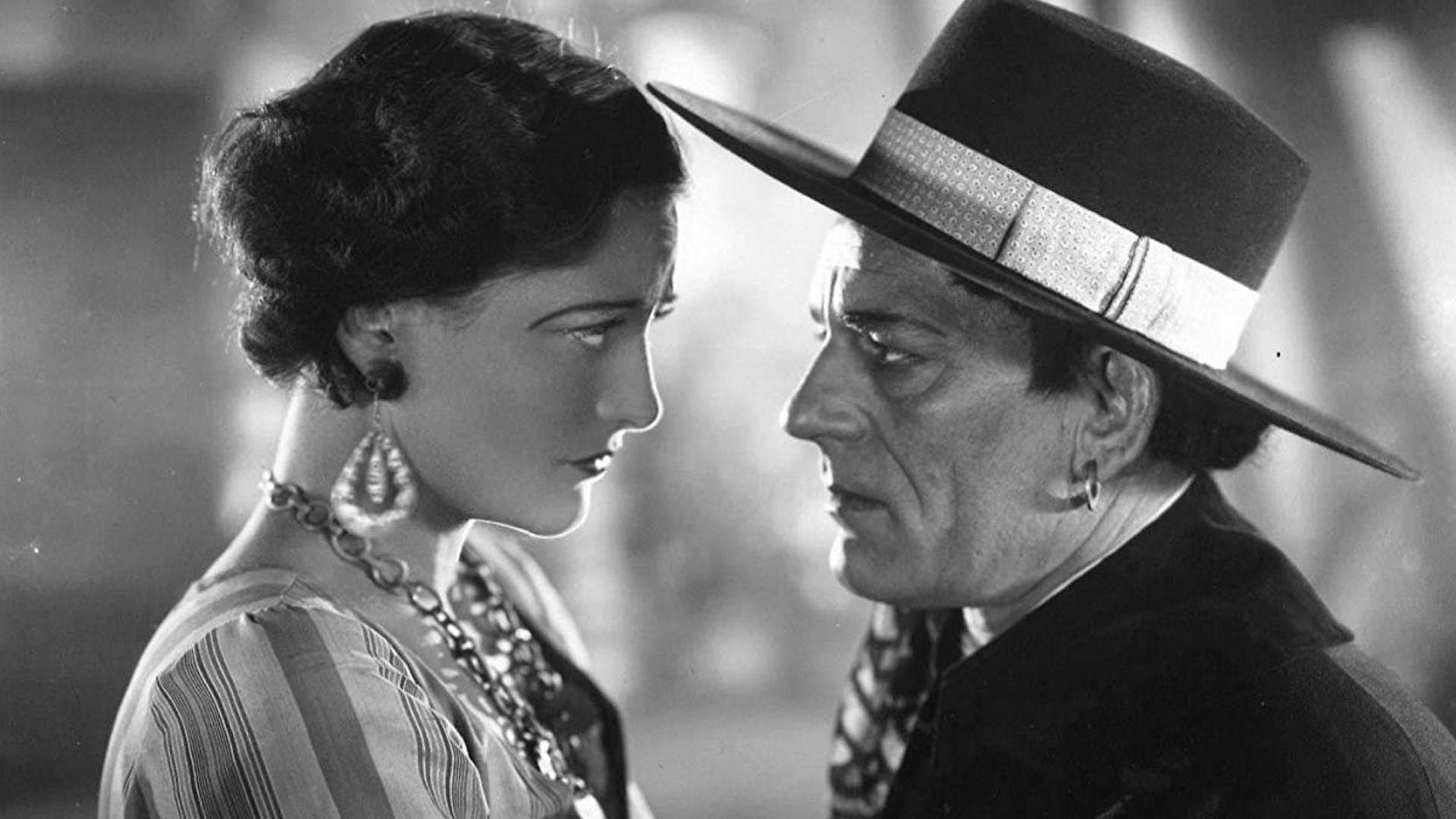 괴인 서커스단의 비밀