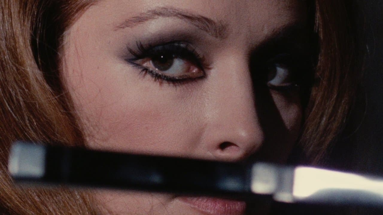 죽음은 하이 힐을 신고 찾아온다