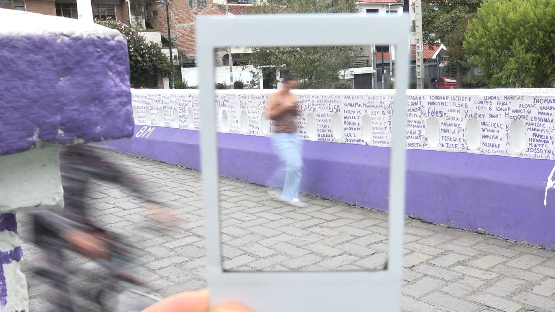 De donde el nombre se vuelve recuerdo