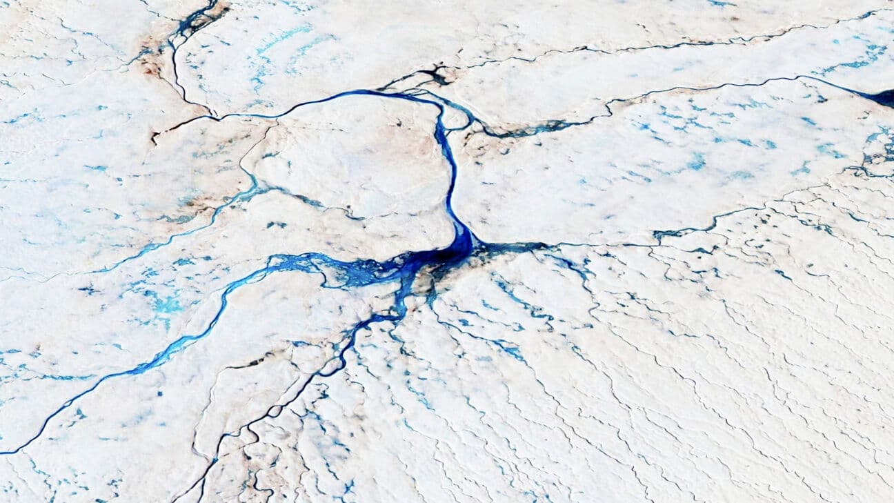 Le mouvement tragique des sphères