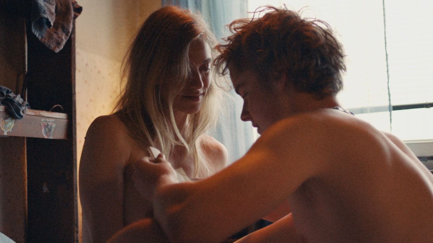 그랑 쥬테: 은밀한 몸짓