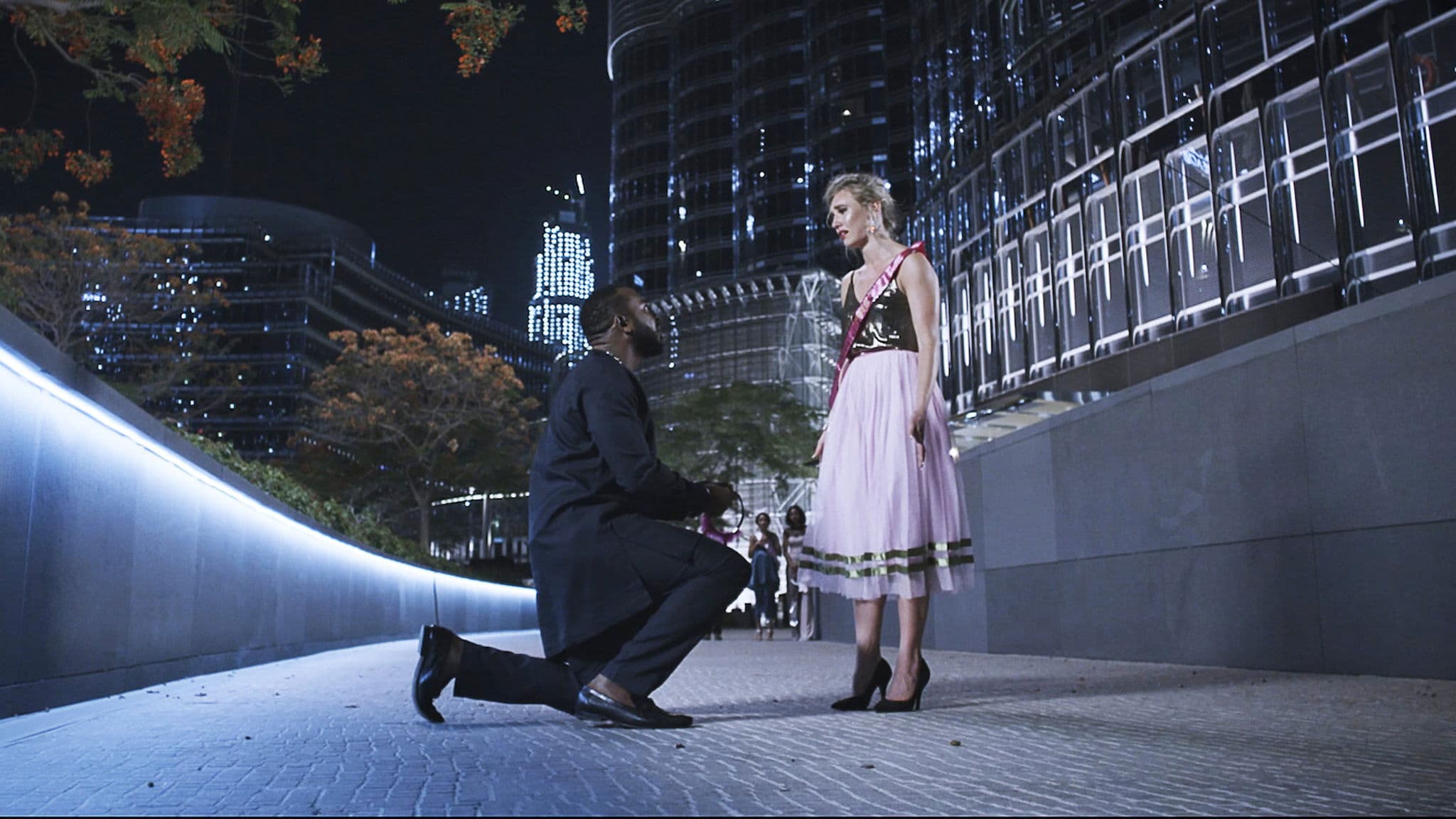 웨딩 파티 사수 작전 2: 사랑은 두바이에서