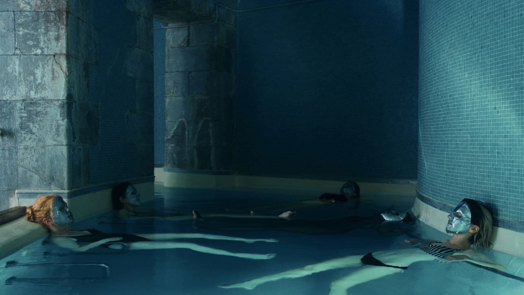 소녀, 시대의 장례식