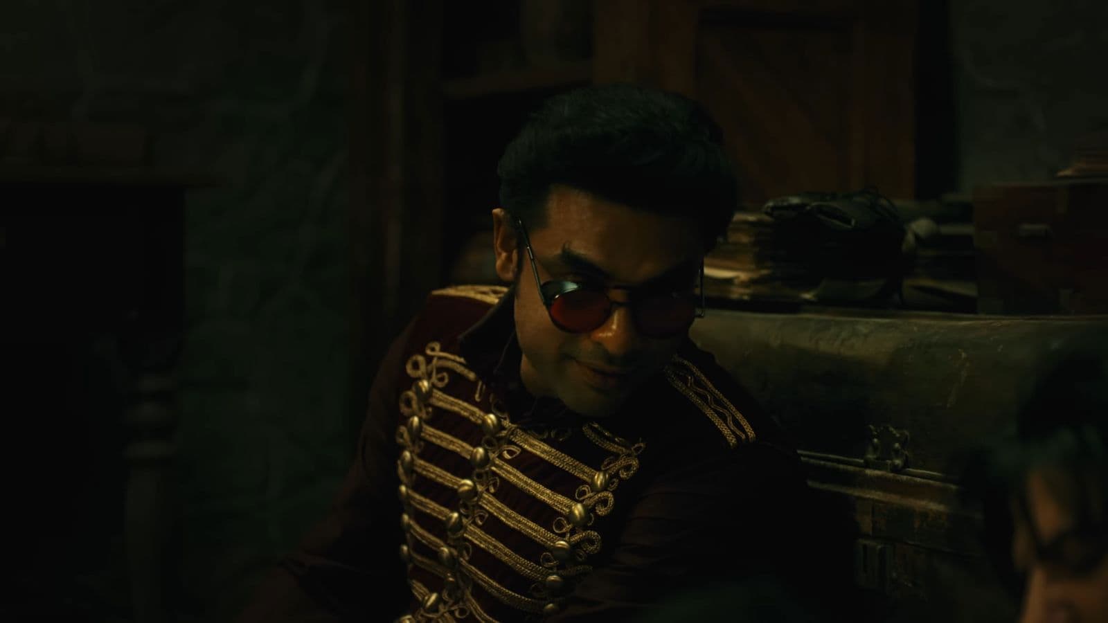 ലോകഃ Chapter 2: മൈക്കിൾ