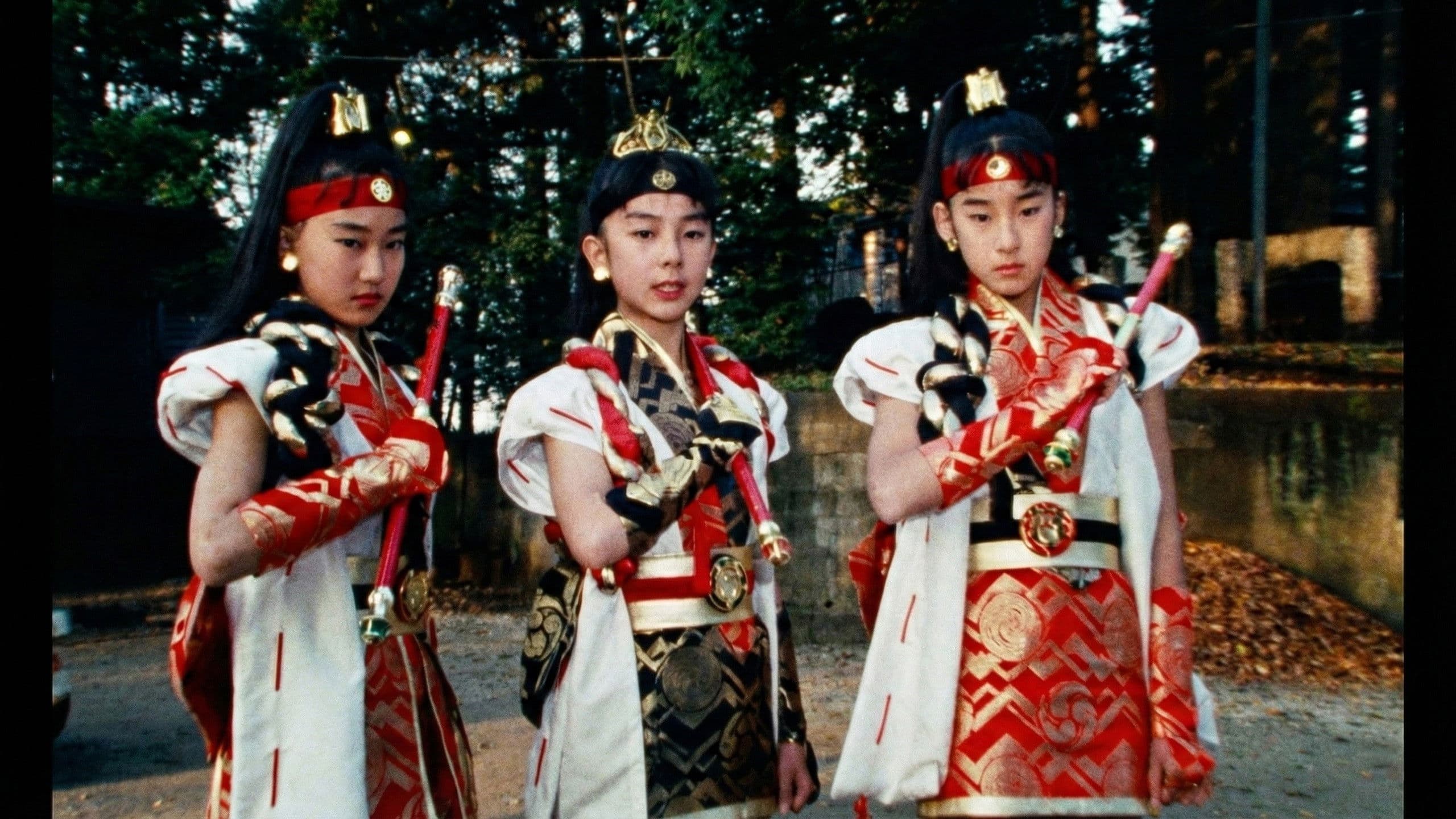 有言実行三姉妹シュシュトリアン