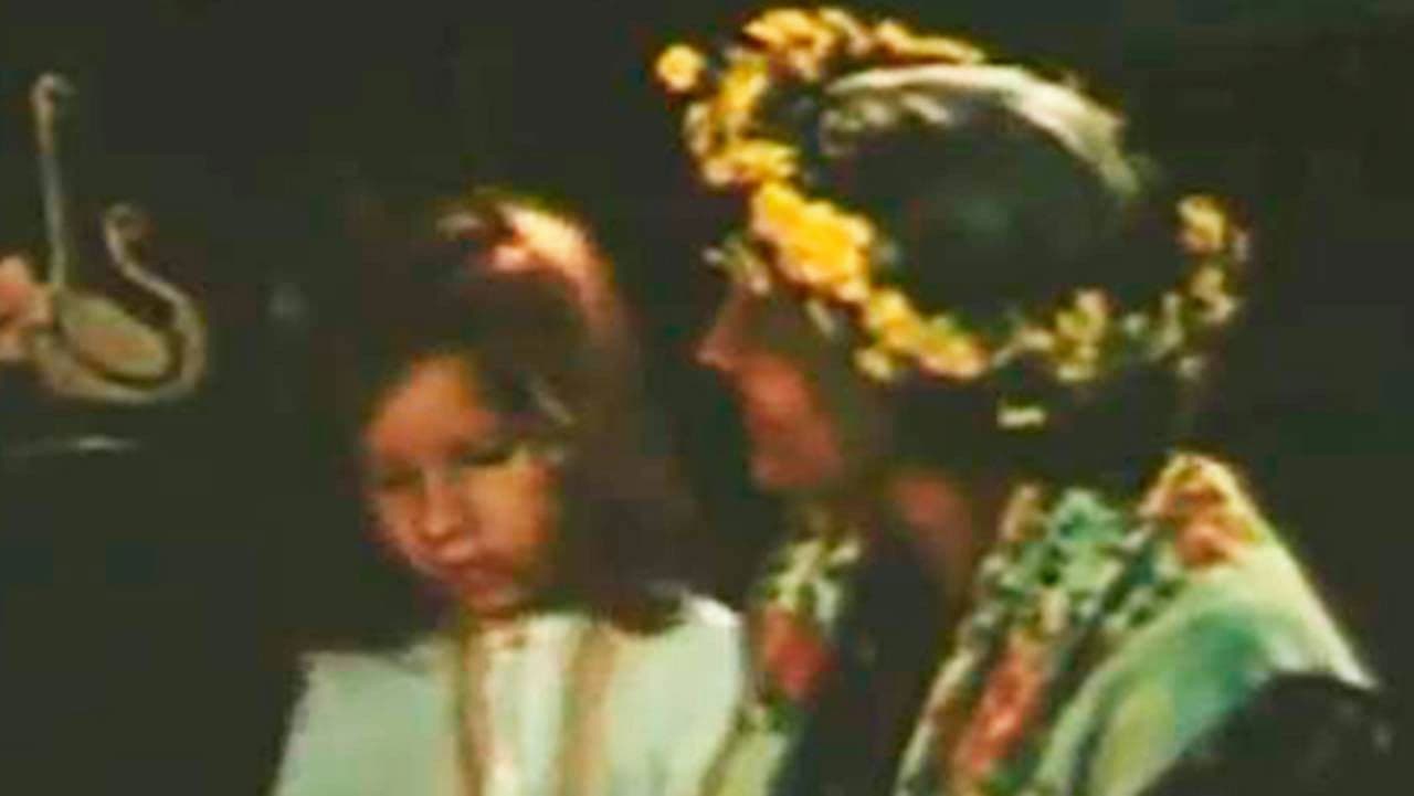 Trecea o lebada pe ape