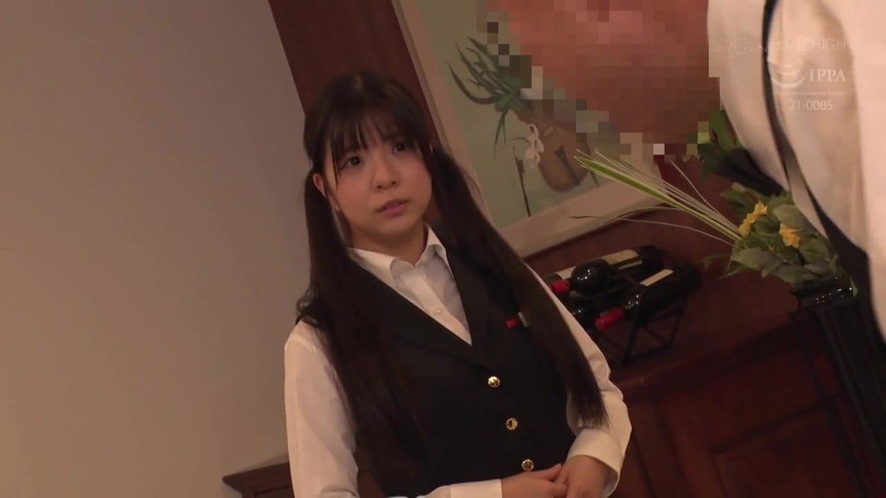 아르바이트의 어둠 누군가의 입에 발정액을 마시고 질내사정 당해도 허리를 흔드는 순박한 소녀