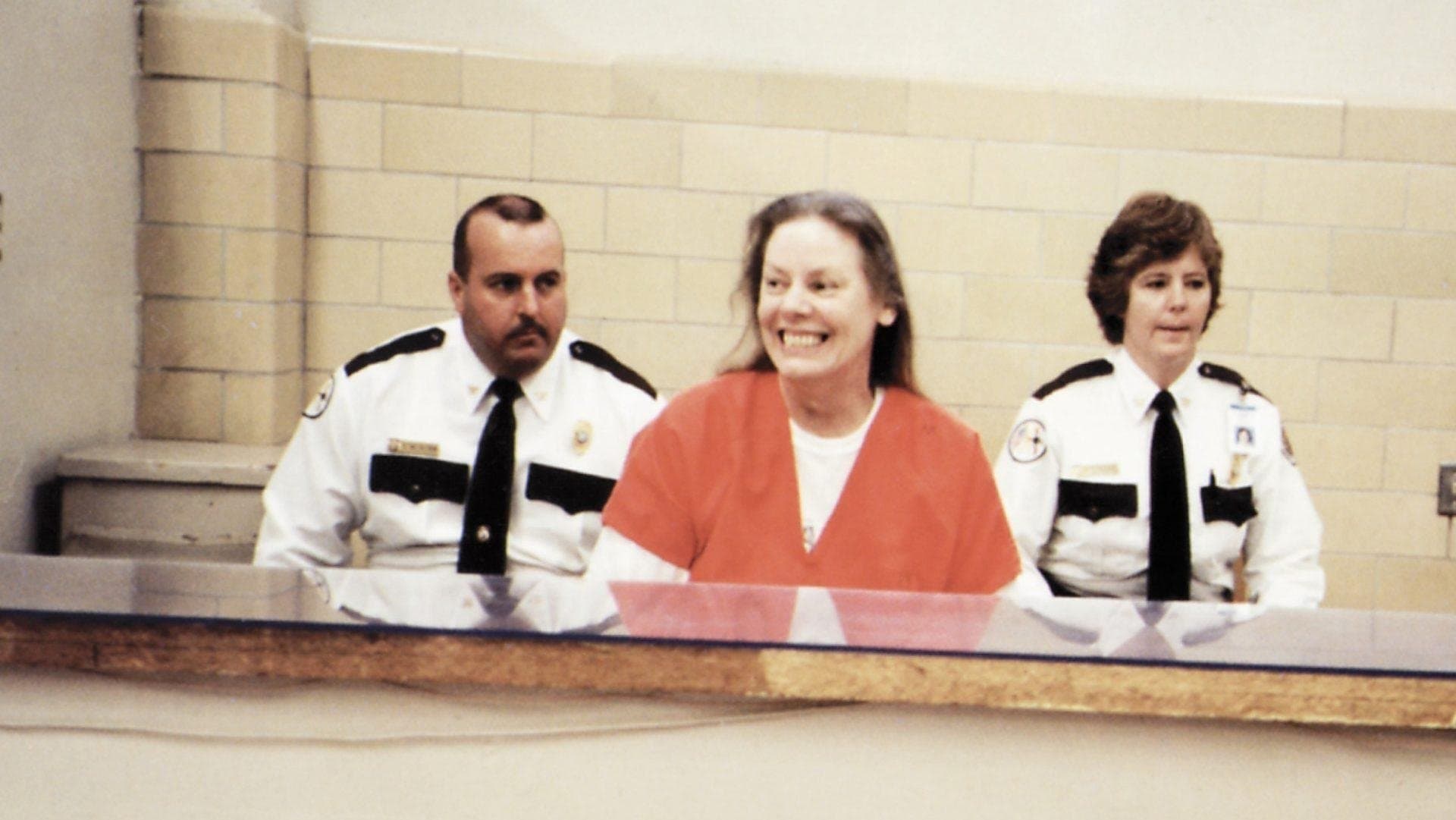 에일린: 연쇄살인범의 삶과 죽음