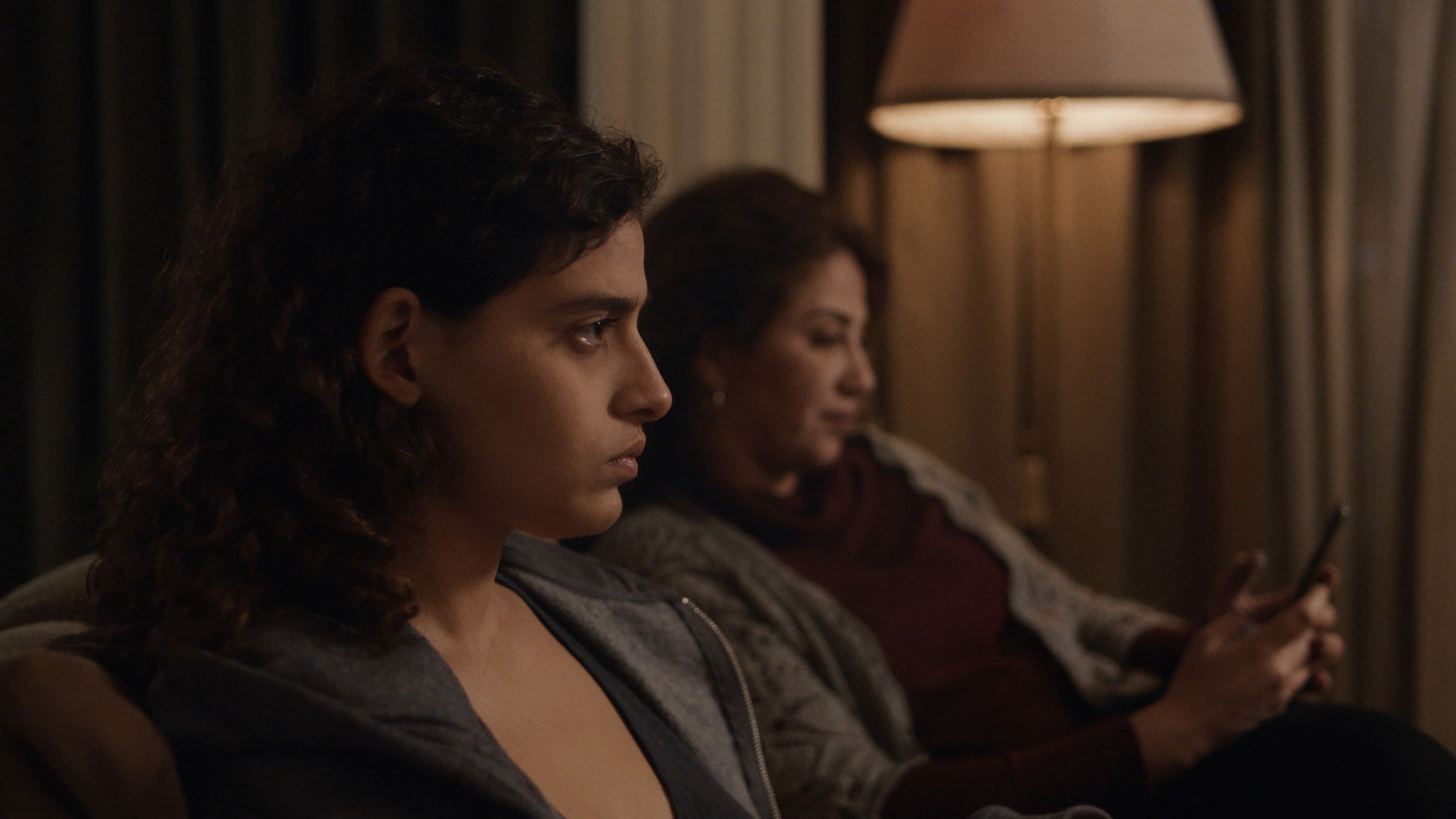 البحر أمامكم