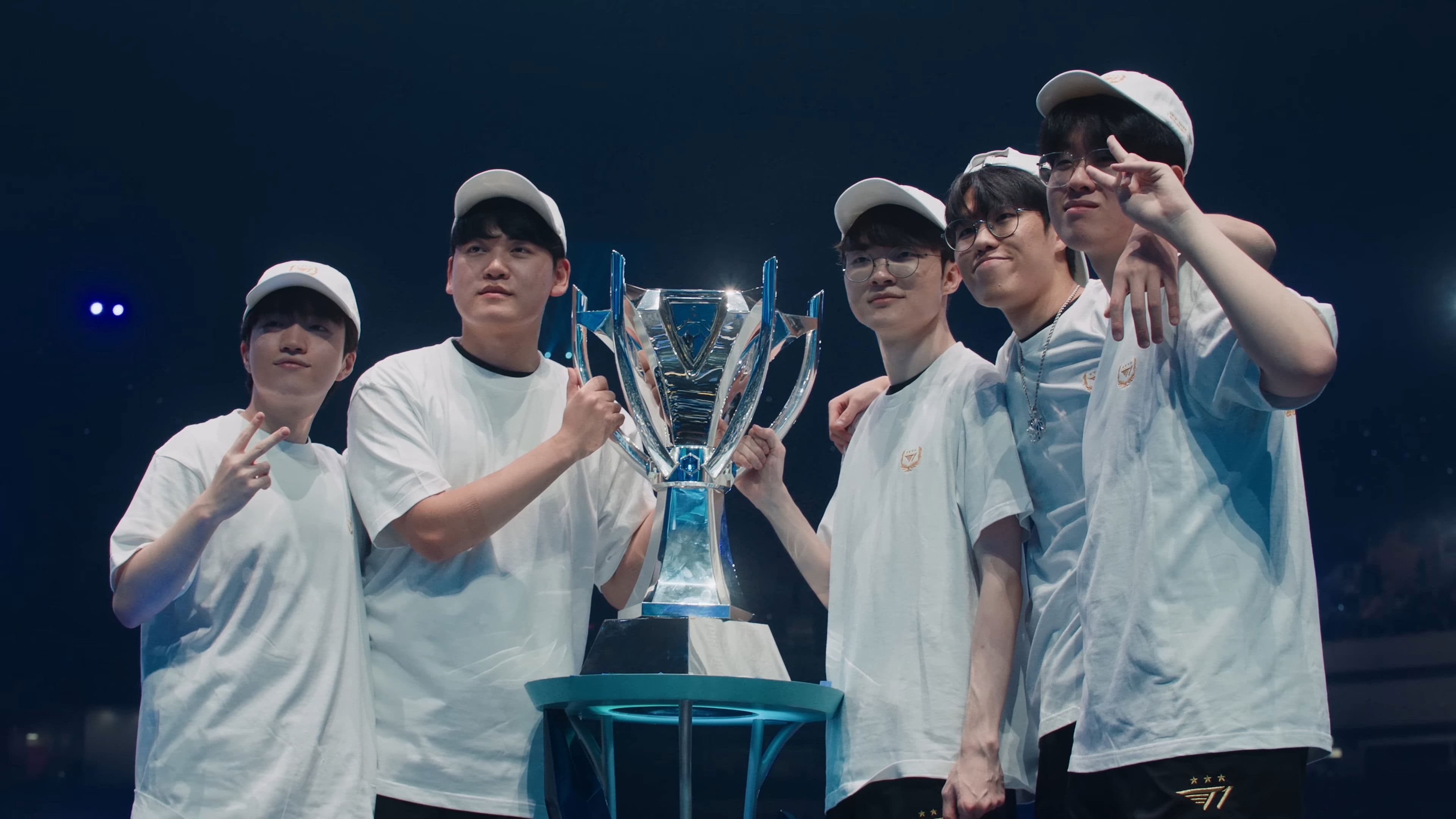 레드불 T1 다큐멘터리 : 함께 날아오르다