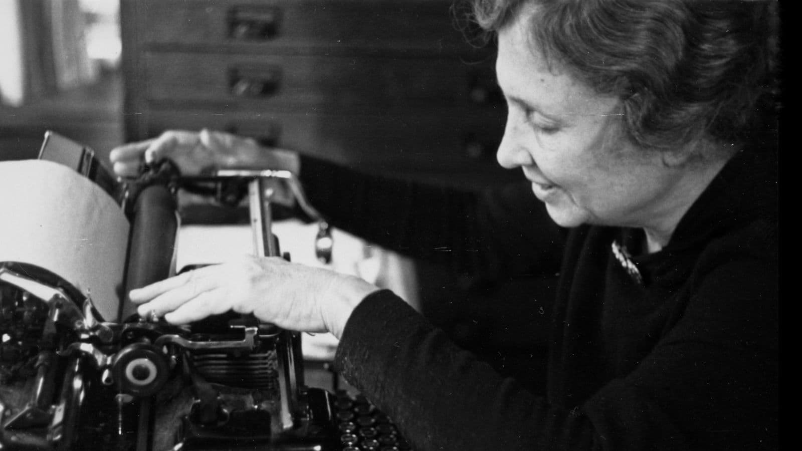 그녀의 사회주의 미소