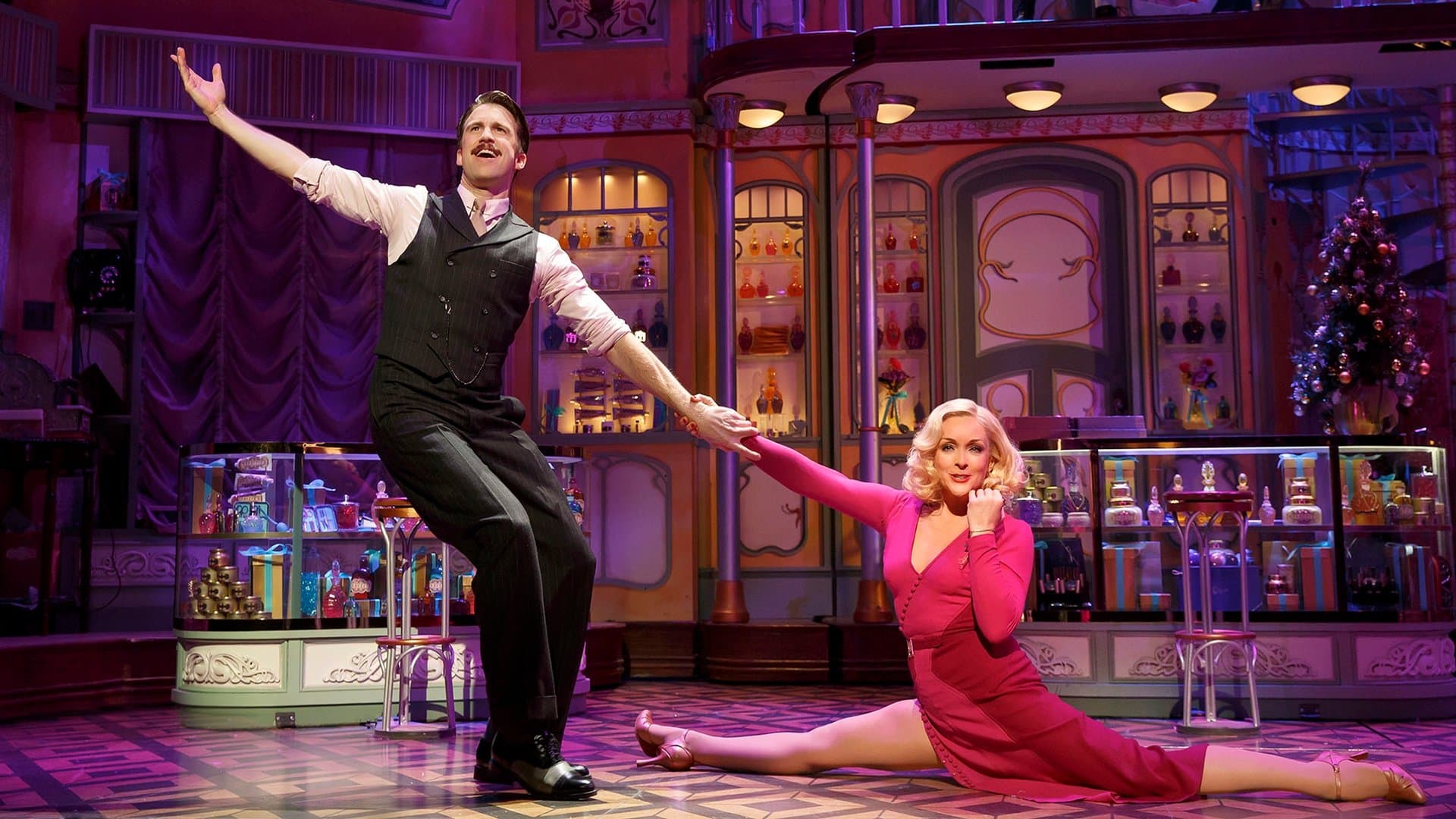 뮤지컬 쉬 러브즈 미