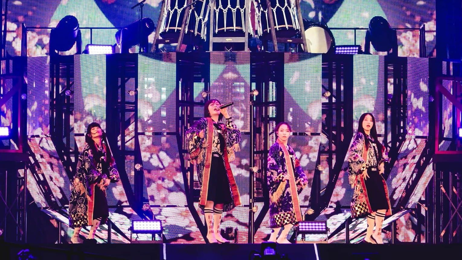 청춘멧돼지 아타라시이 각코! 더 무비