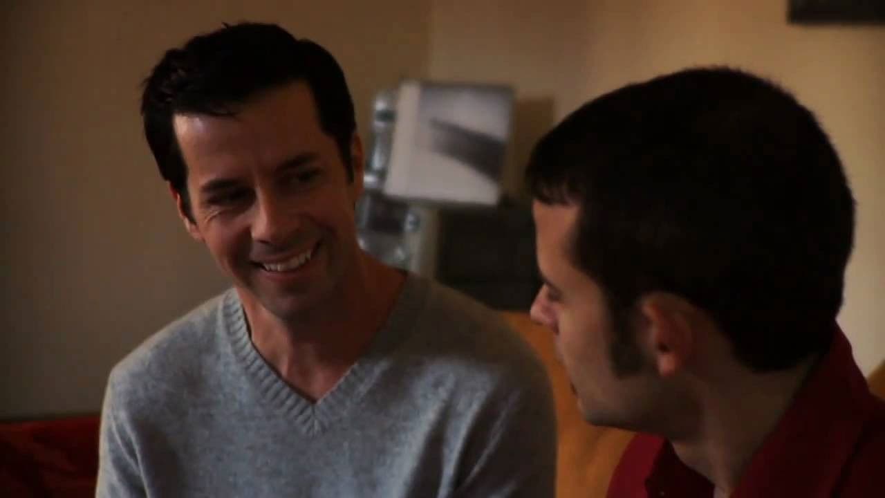 더 스트레인저 인 어스