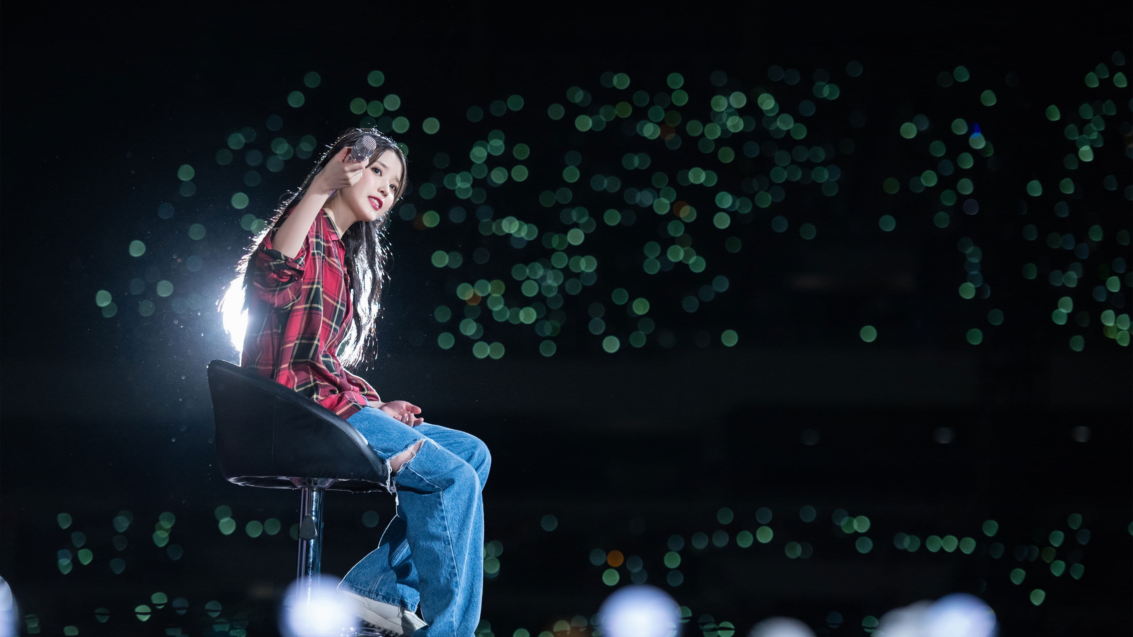 2022 IU Concert [The Golden Hour: Under The Orange Sun]