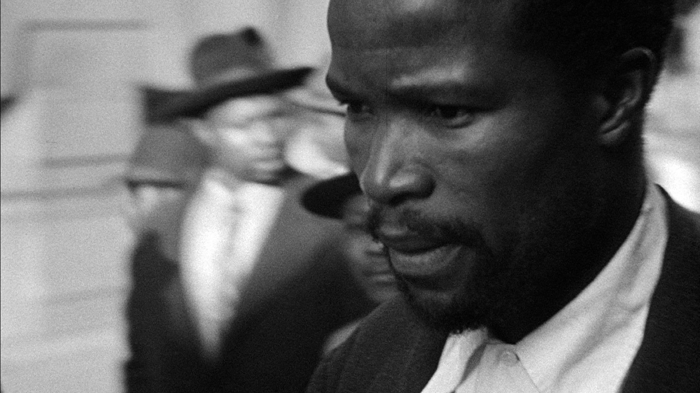 컴 백, 아프리카