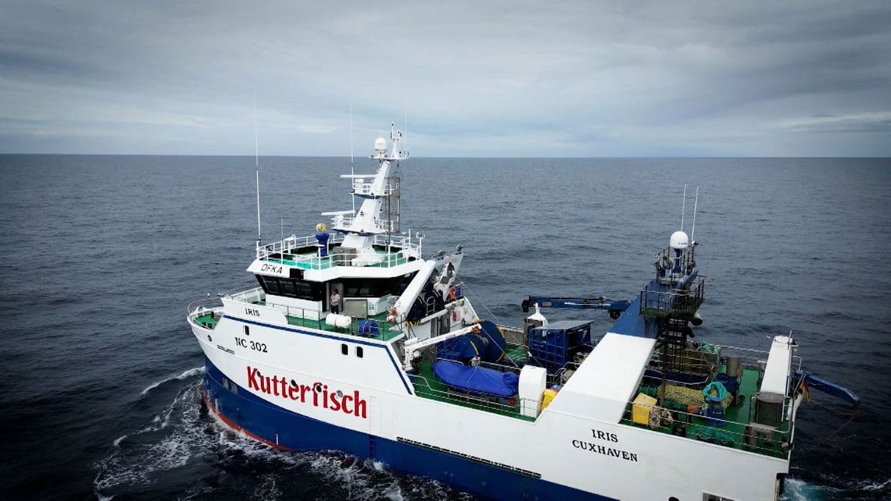 Gegen Wind und Wellen - Auf Fangfahrt mit den deutschen Seelachsfischern