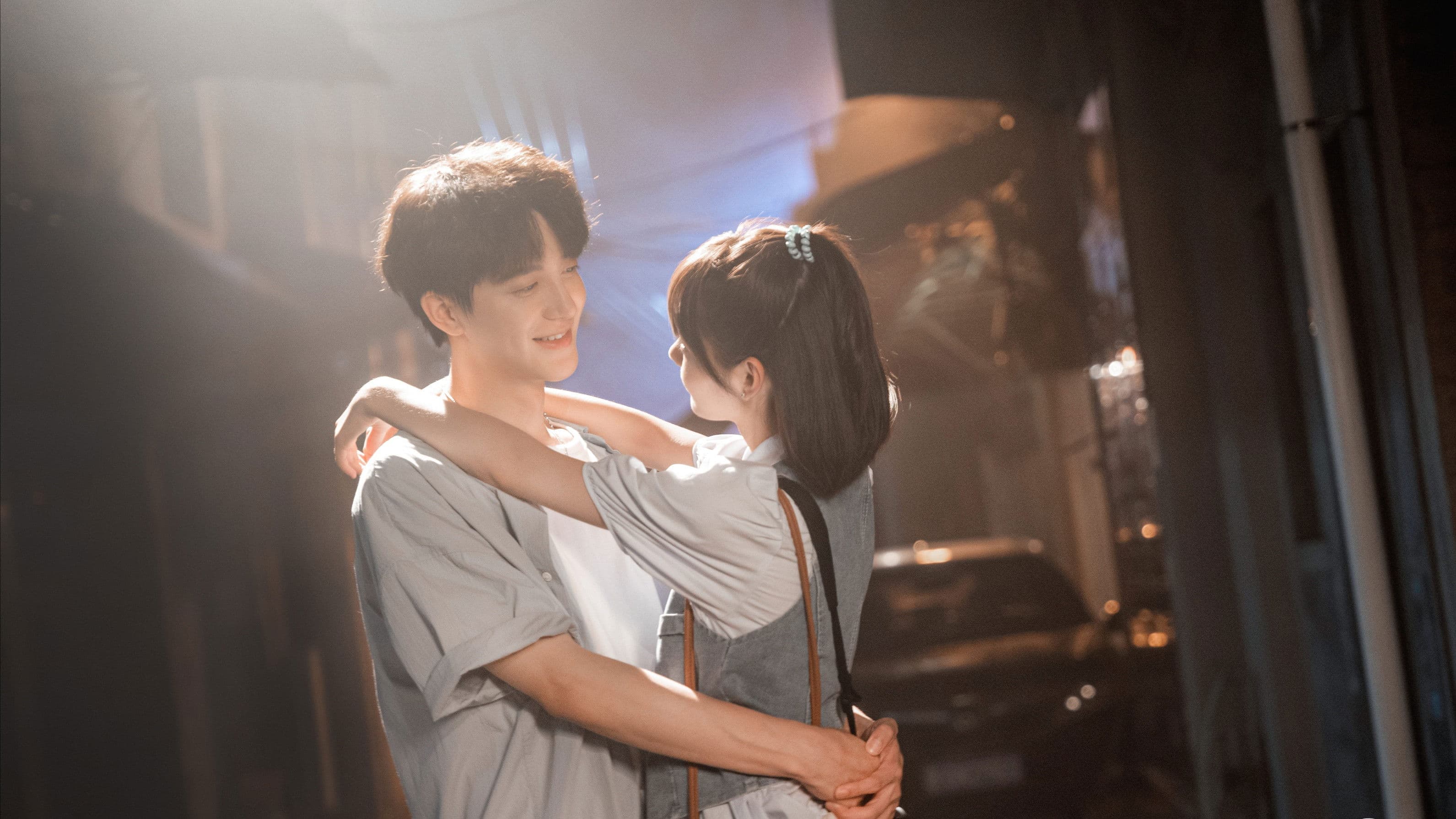 검맹소녀적미지애정 : 안면인식장애가 있는 소녀의 알 수 없는 사랑