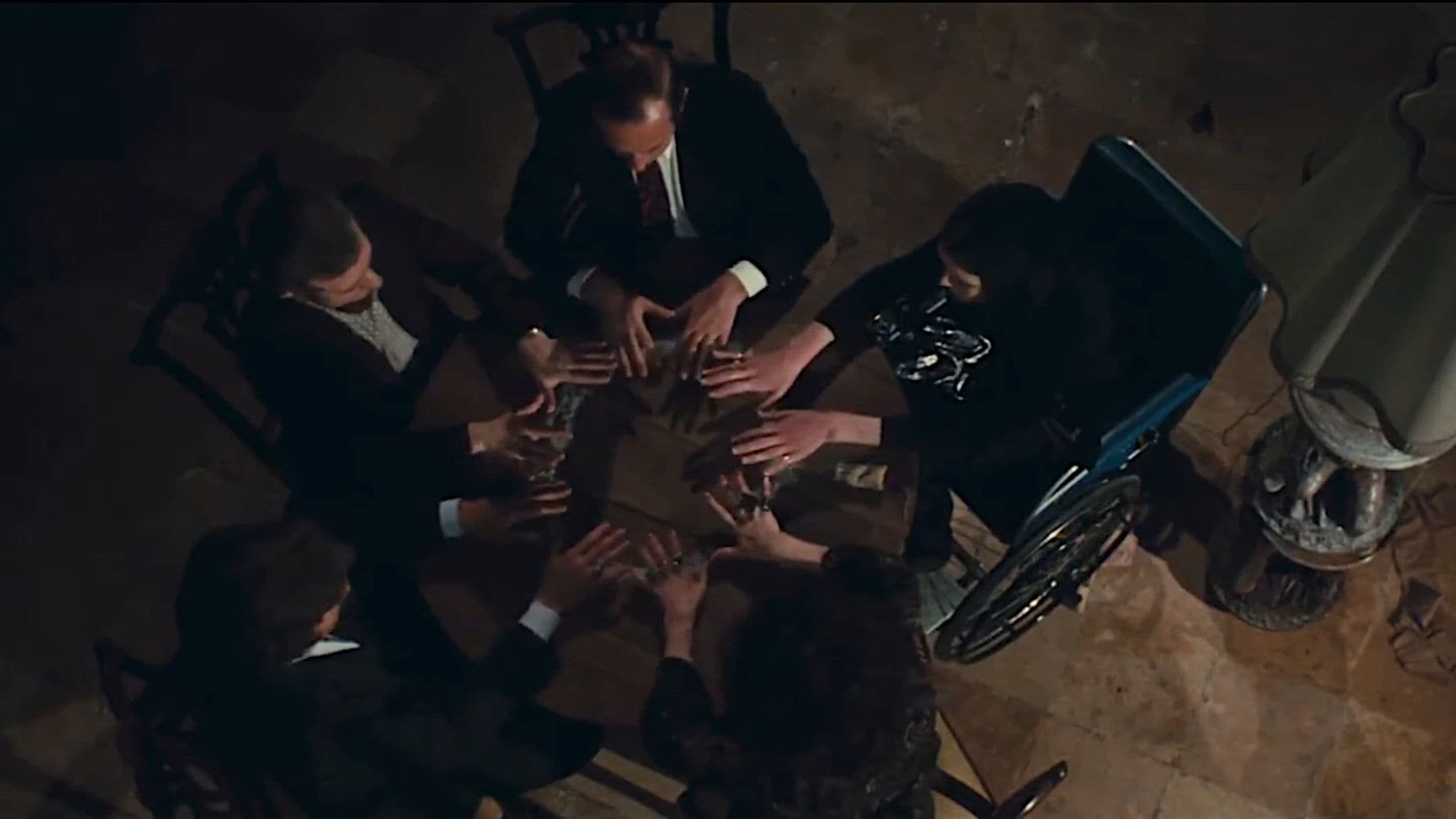 La notte che Evelyn uscì dalla tomba