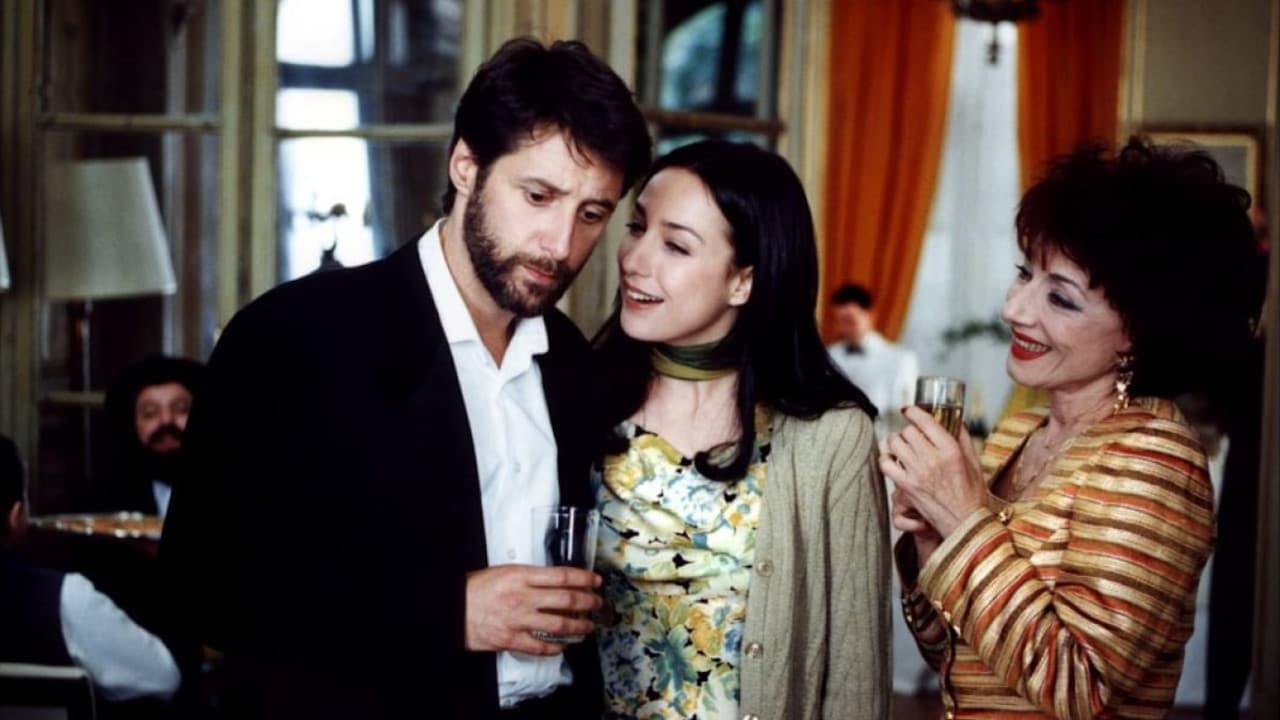 맨 이즈 어 우먼