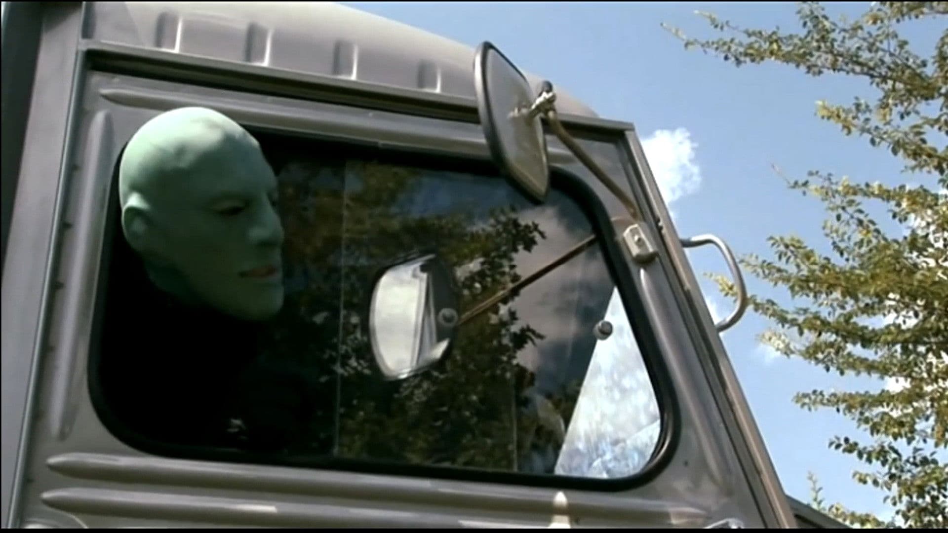 Фантомас снимает маску