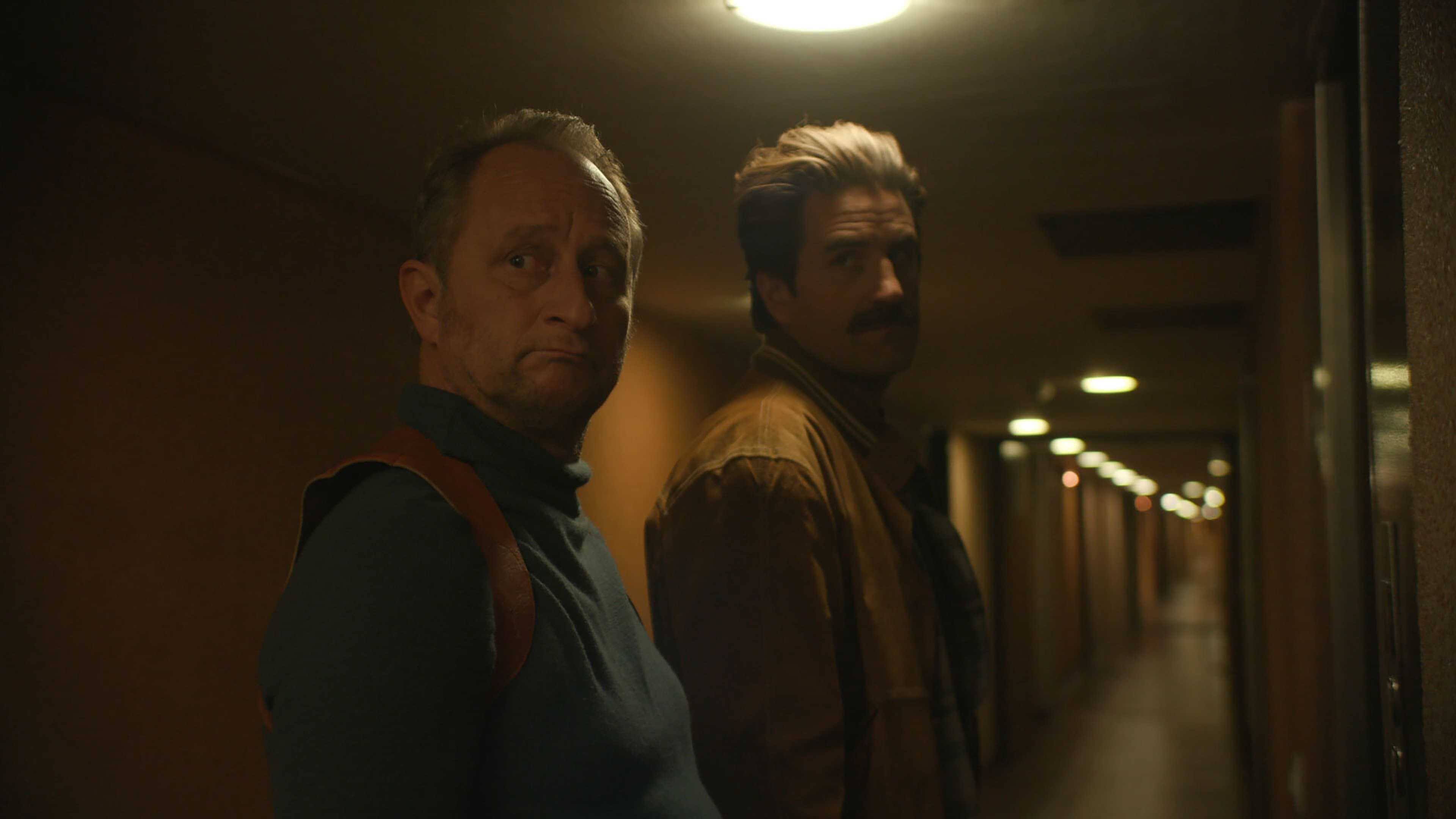 킵 언 아이 아웃