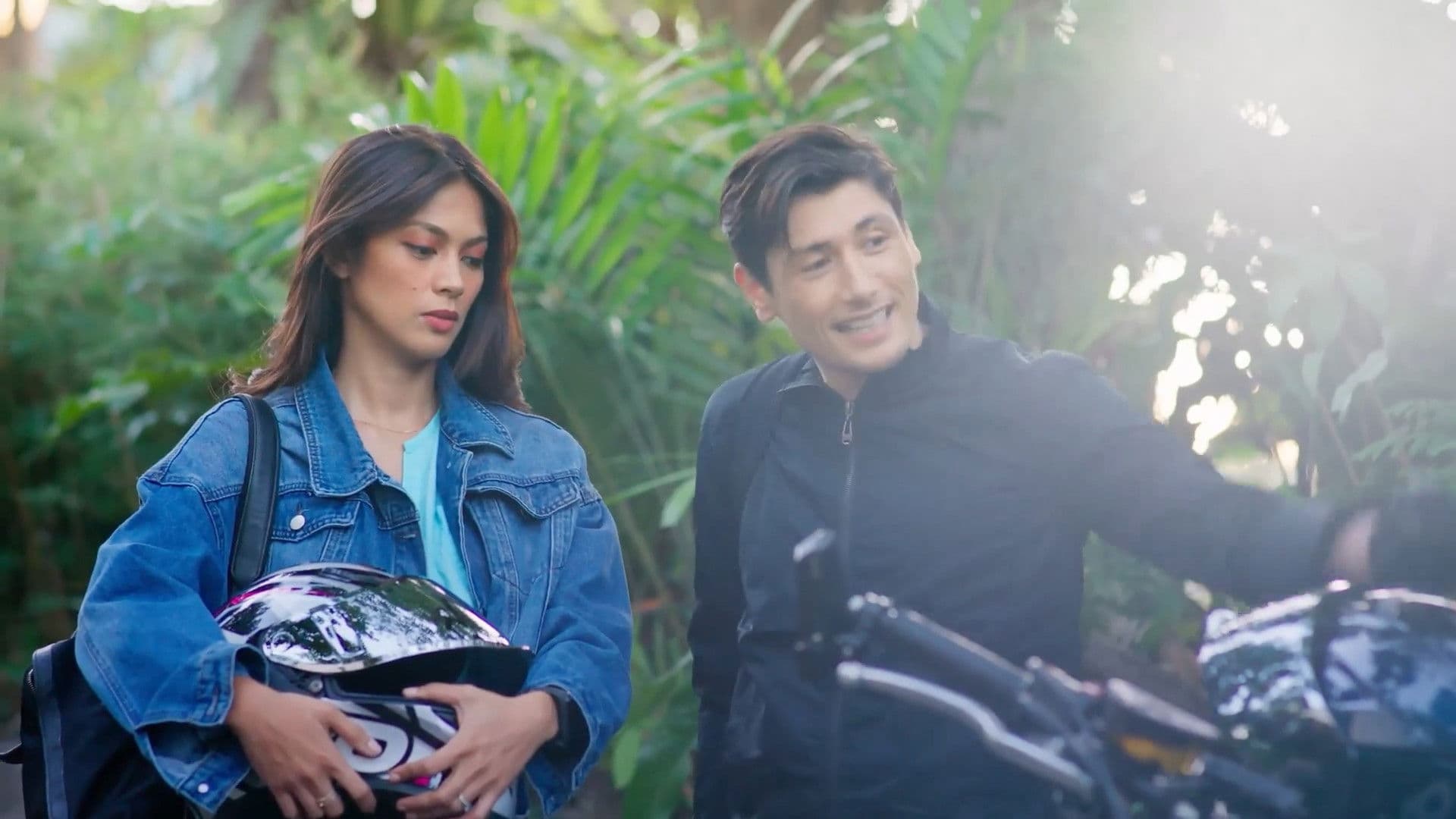 러브 온 더 비치