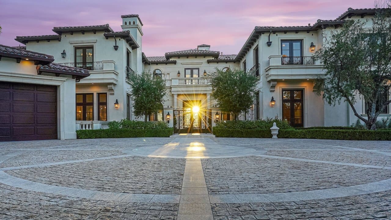 디 에이전시: 베벌리힐스의 중개인들