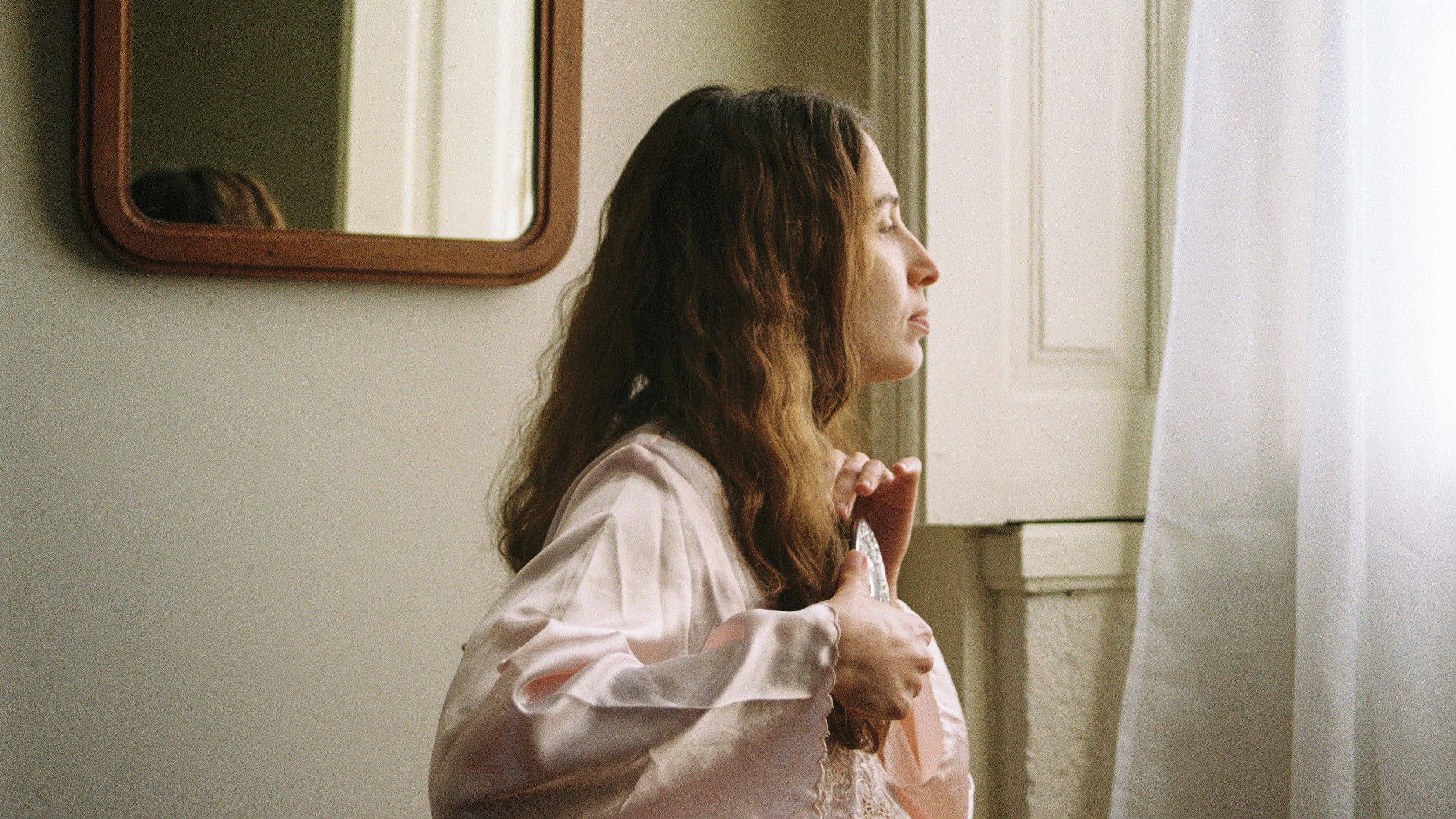 Espelhos Não Guardam Tudo