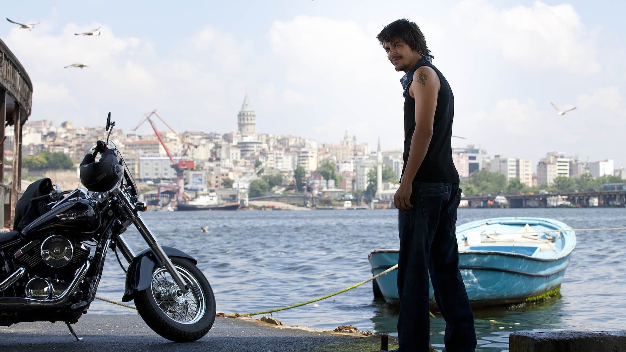 러브 저스트 어 코인시던스