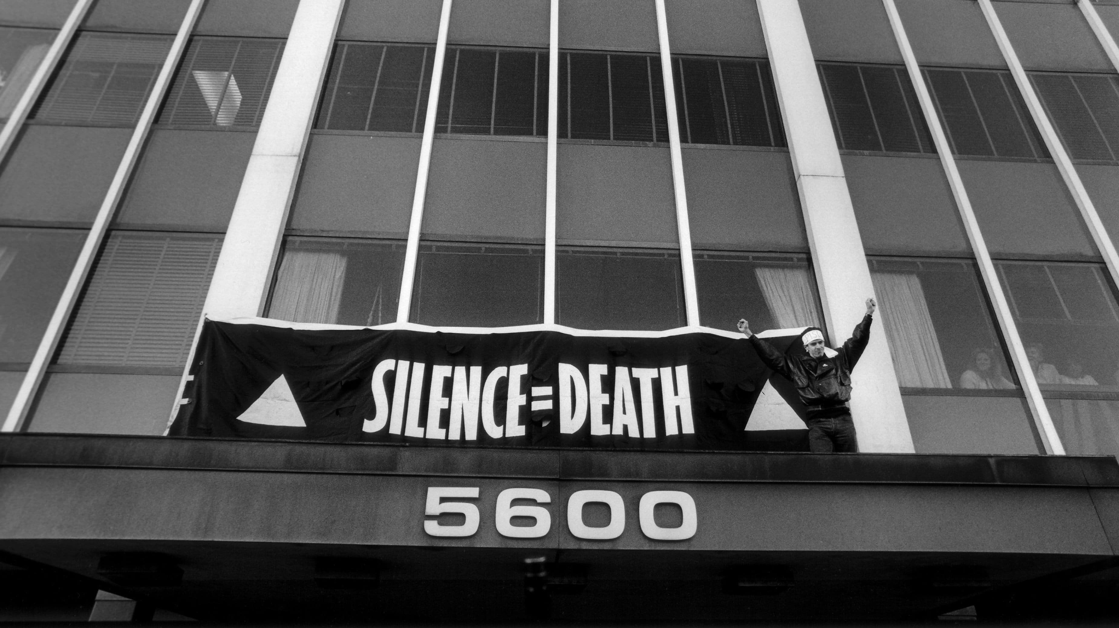 하우 투 서바이브 어 플레이그