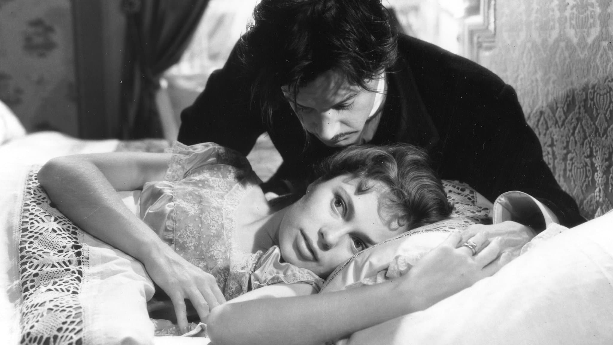 한여름 밤의 미소