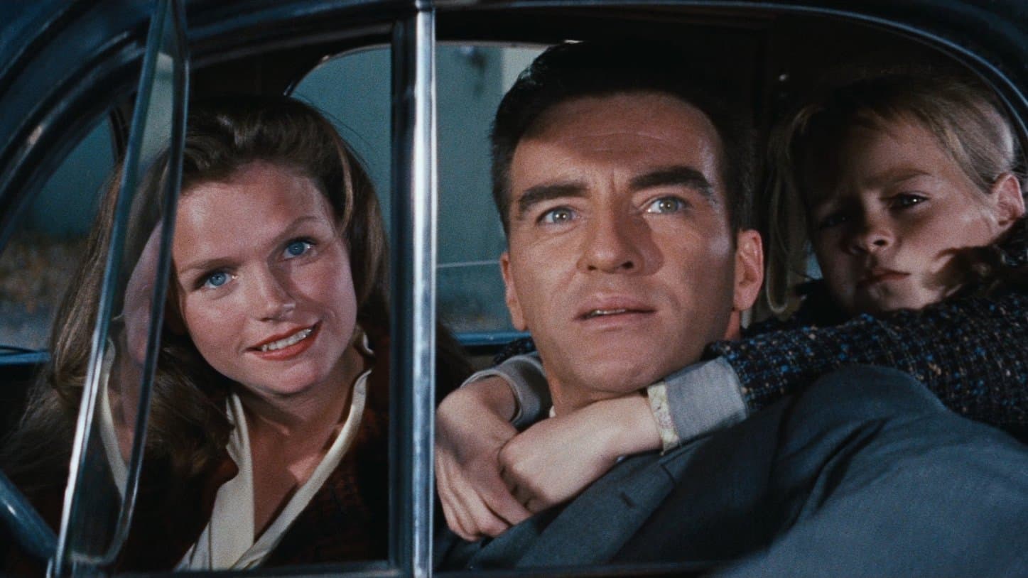 대하를 삼키는 여인