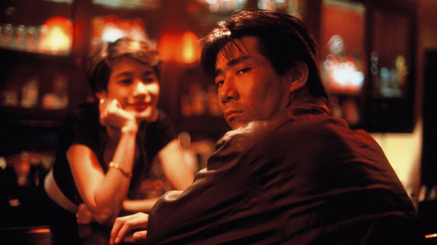 달은 어디에 떠 있는가