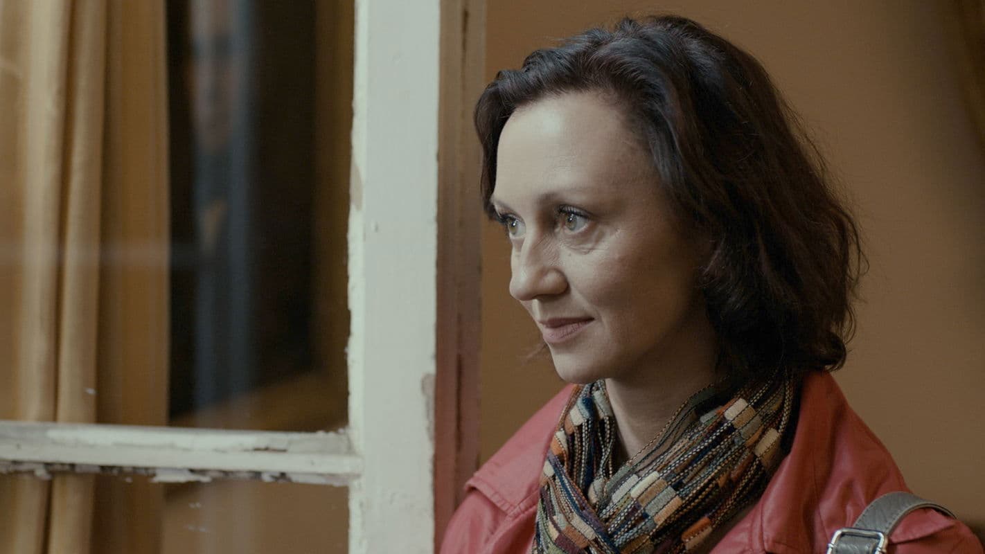 그녀는 무엇으로 사는가