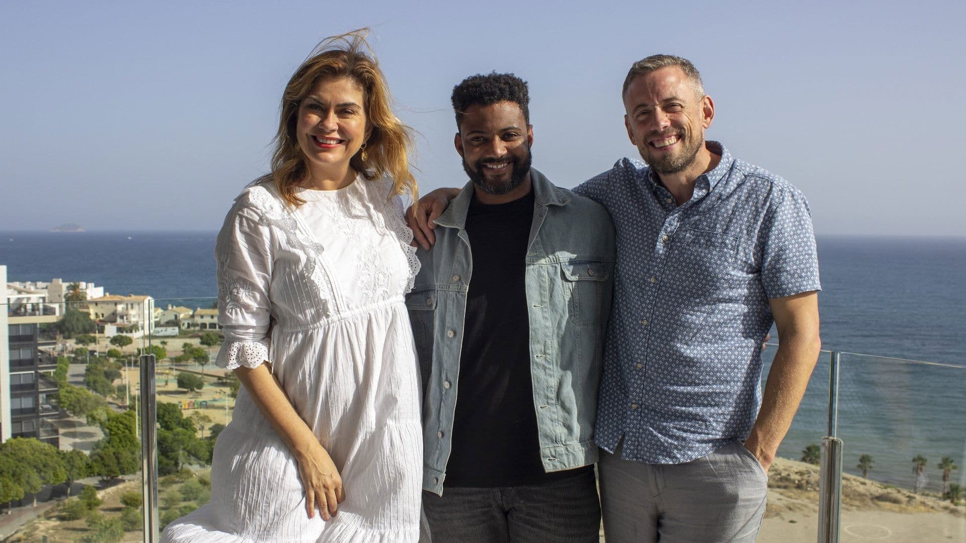 Sunshine Getaways with Amanda Lamb