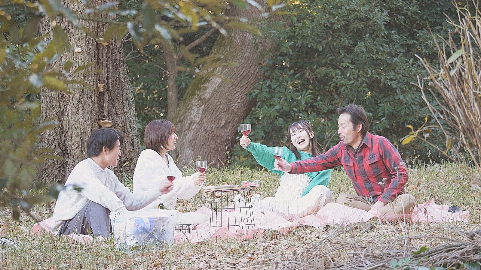 むちゃ振り開花中 浮気っ娘と火照り妻