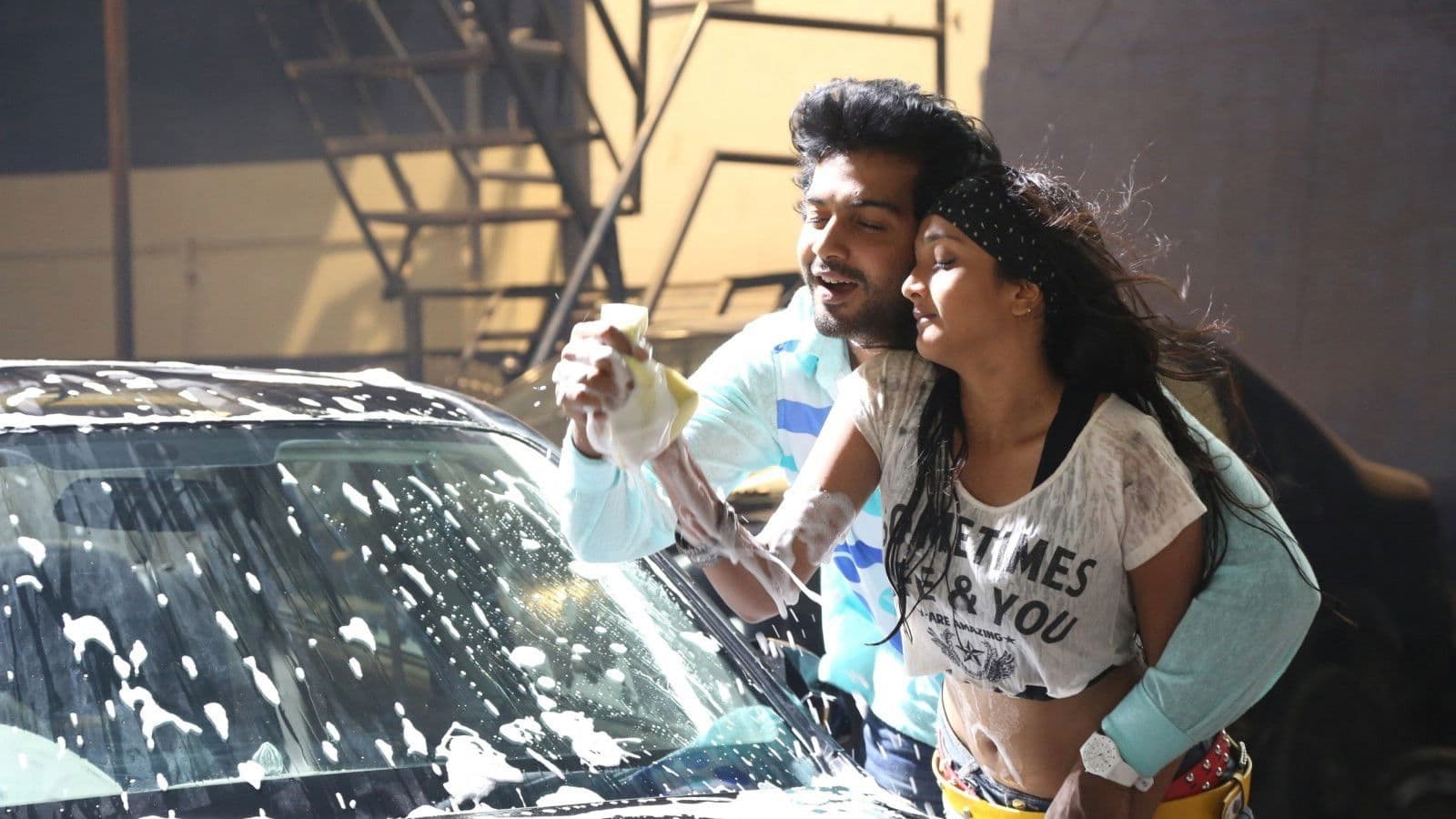 ஆயிரத்தில் இருவர்