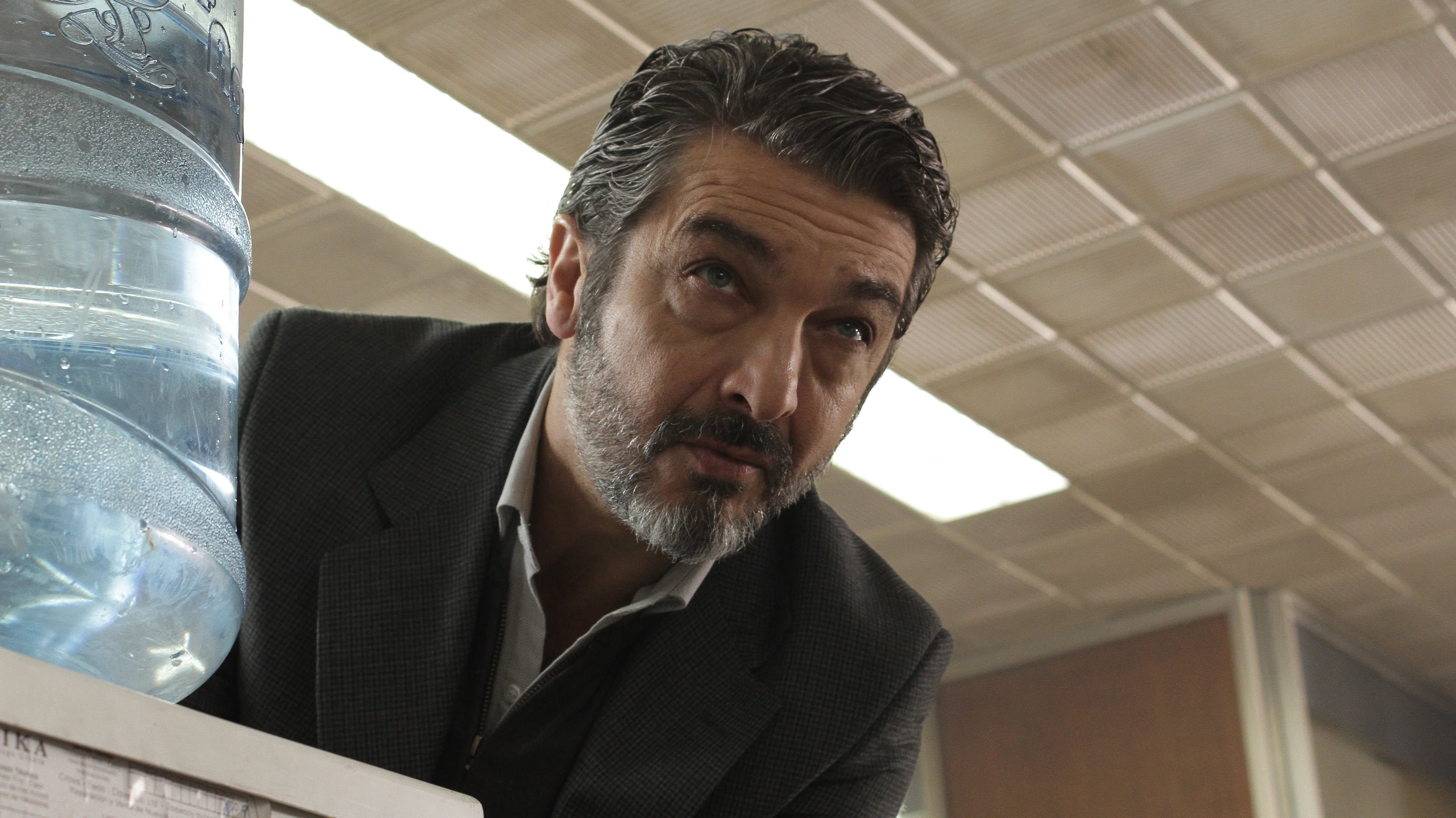 떼시스: 예고 살인자 VS 최강 변호사