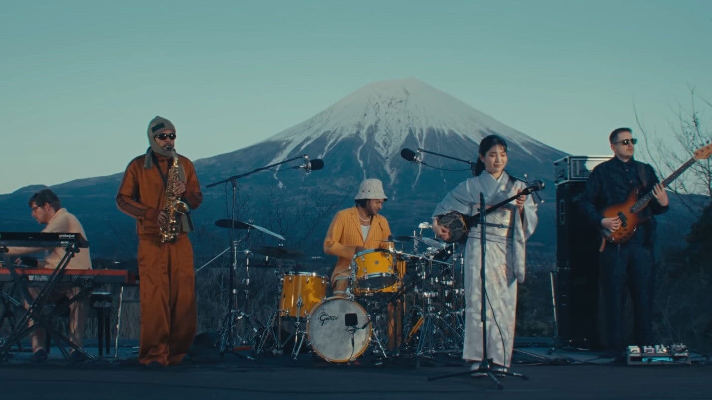 Yussef Dayes In Japan (Film) 富士山
