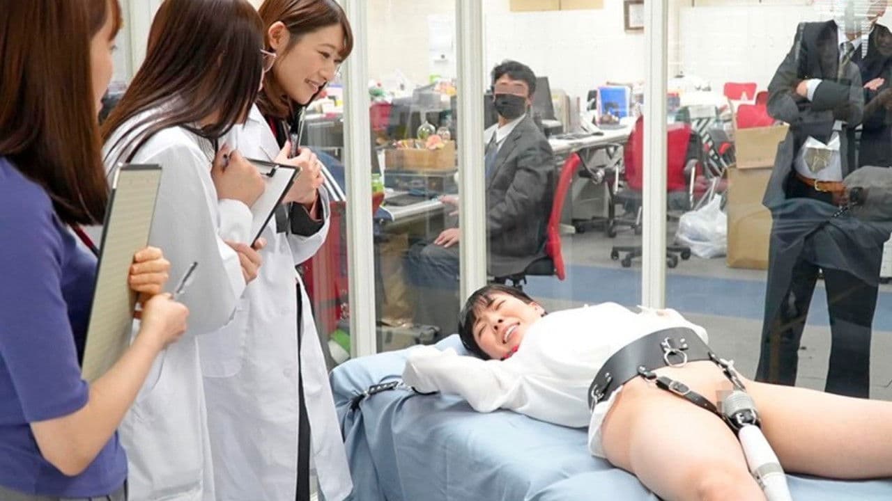 SOD女子社員 150，000回転（従来比30倍）超高速電マでイクッ！最高に気持ち良い電マを求めて自ら実験台となり絶頂しながらも新型電マ開発に挑んだ結果、パンツスーツの裾まで濡れるほど漏らして漏らして4人合計78イキ！