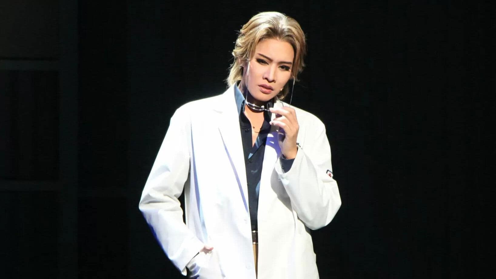 双曲線上のカルテ