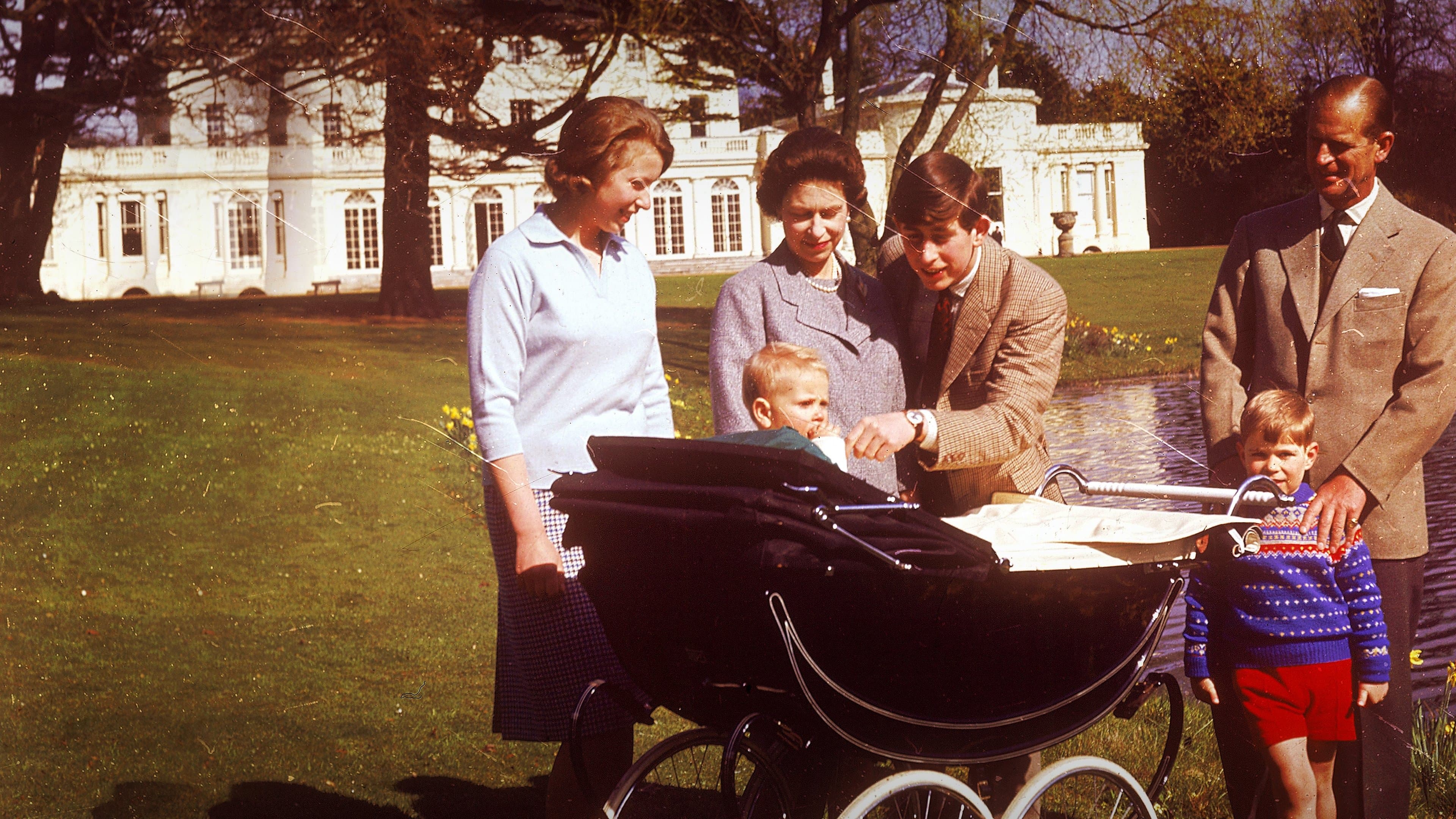 여왕으로 산다는 것